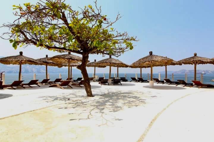 Suite Frente Al Mar En El Corazon De Acapulco Bagian luar foto